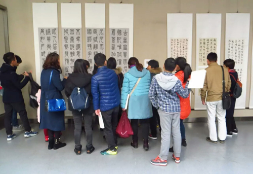 bw必威西汉姆联官网两位教师作品参展“心象--合肥市中青年九人书画条屏学术邀请展”